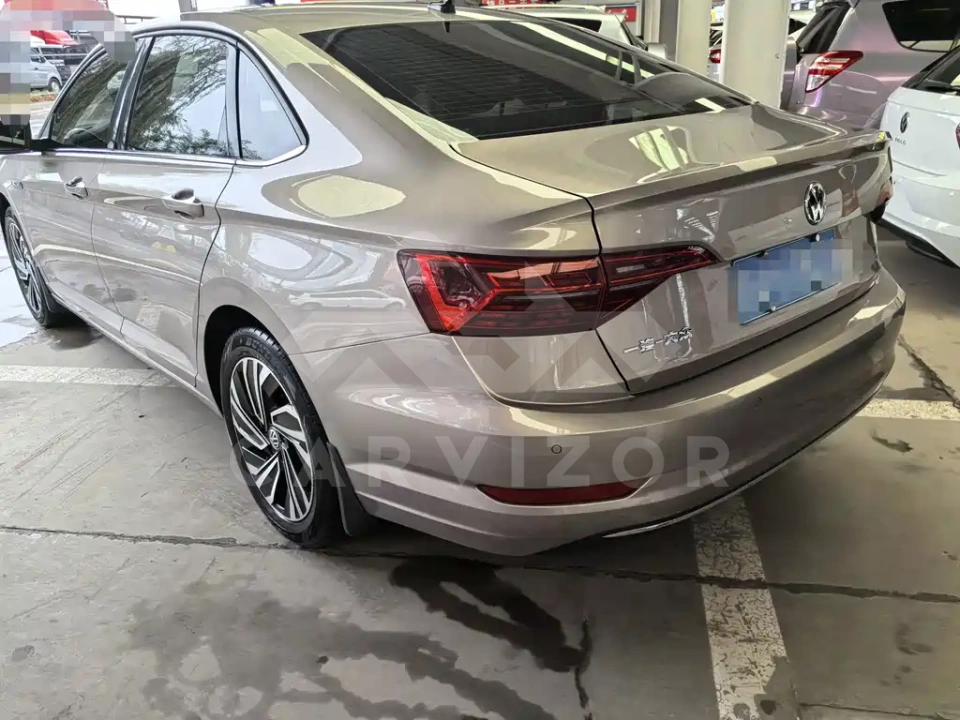 Volkswagen Sagitar