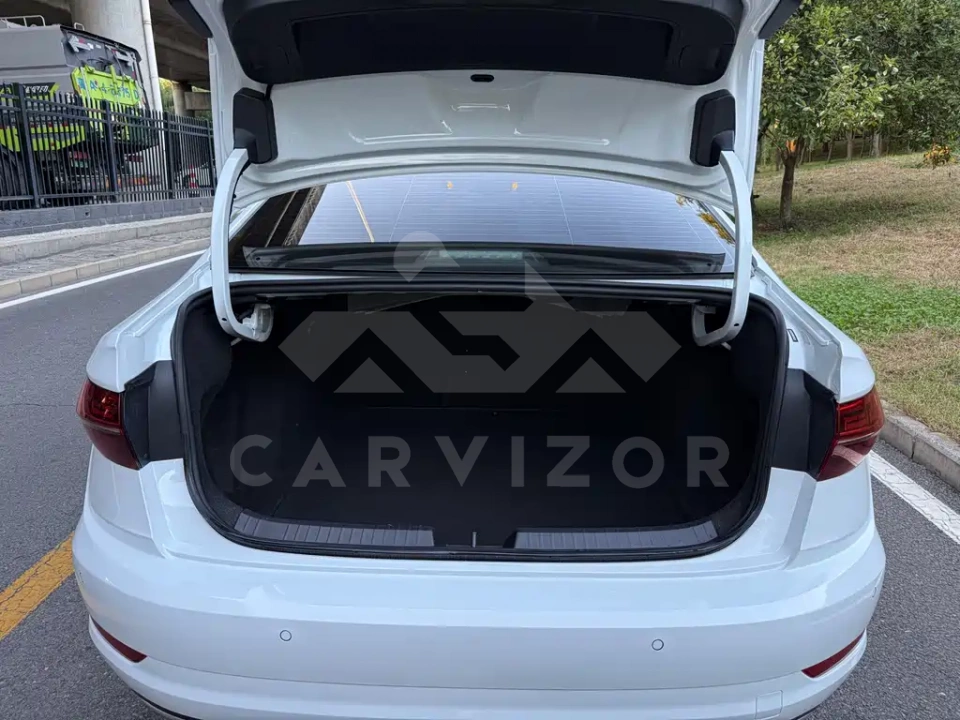 Volkswagen Sagitar