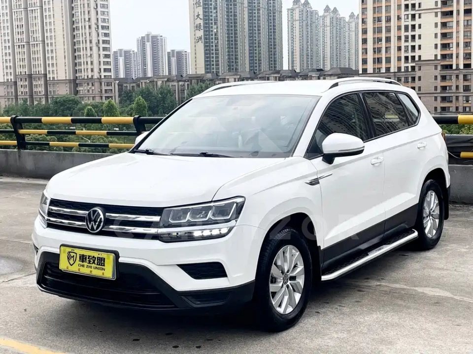 Volkswagen Tharu