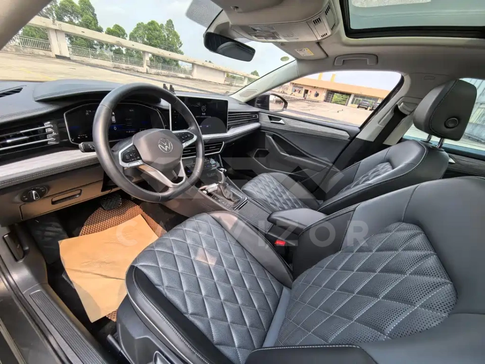 Volkswagen Sagitar