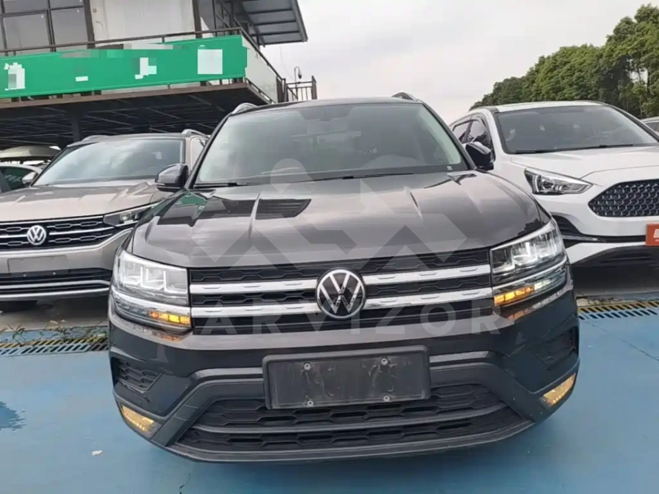 Volkswagen Tharu