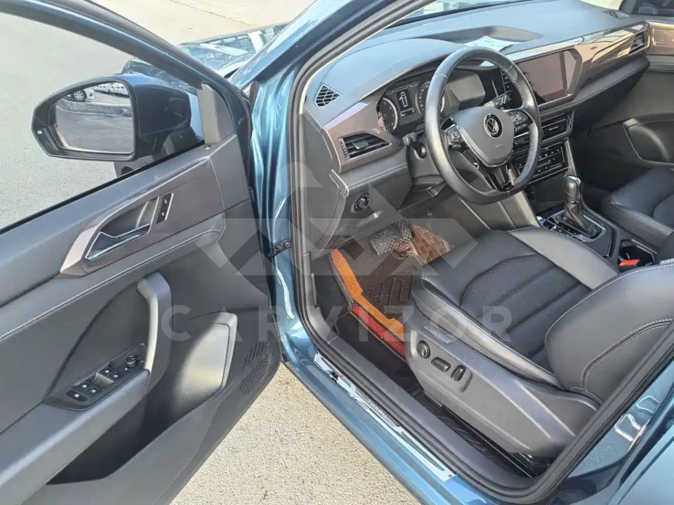 Volkswagen Tharu
