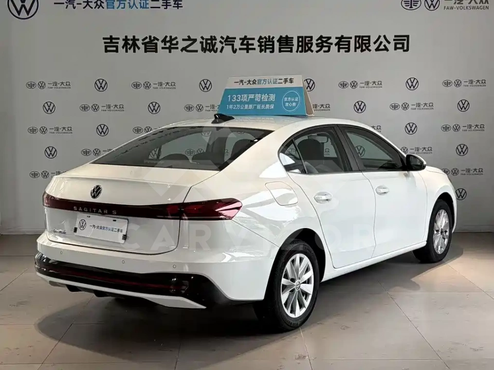 Volkswagen Sagitar