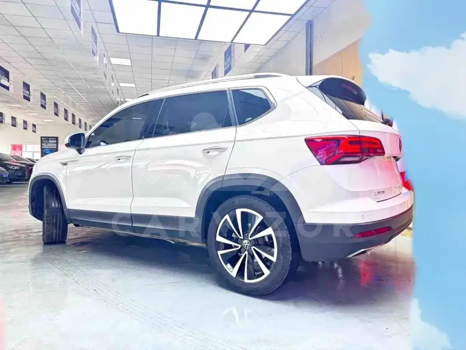 Volkswagen Tharu