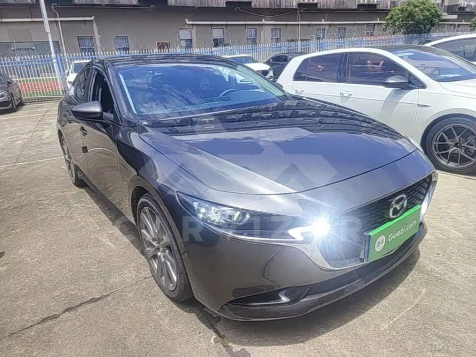 Mazda 3 Axela