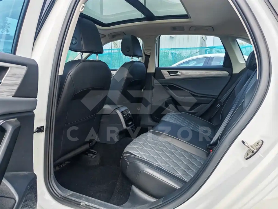 Volkswagen Sagitar