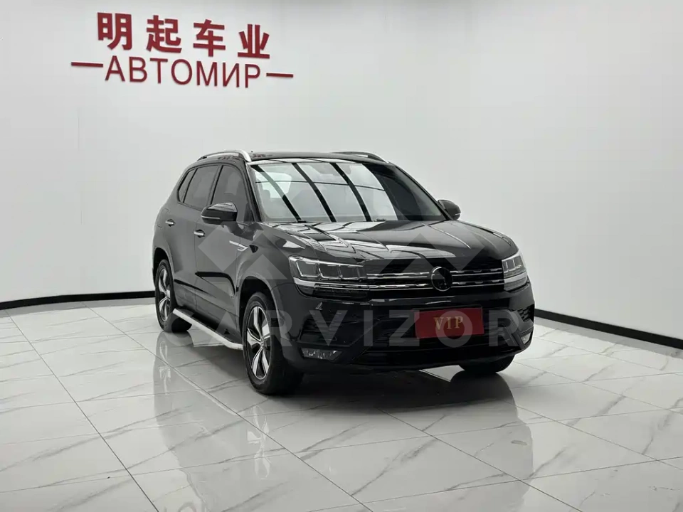 Volkswagen Tharu