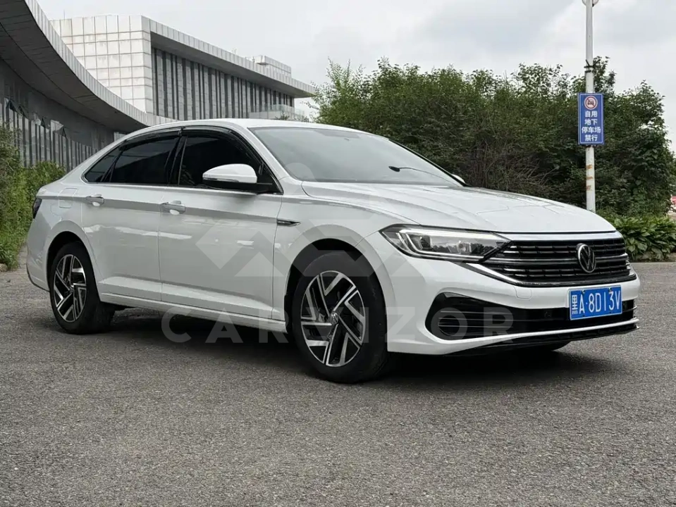 Volkswagen Sagitar