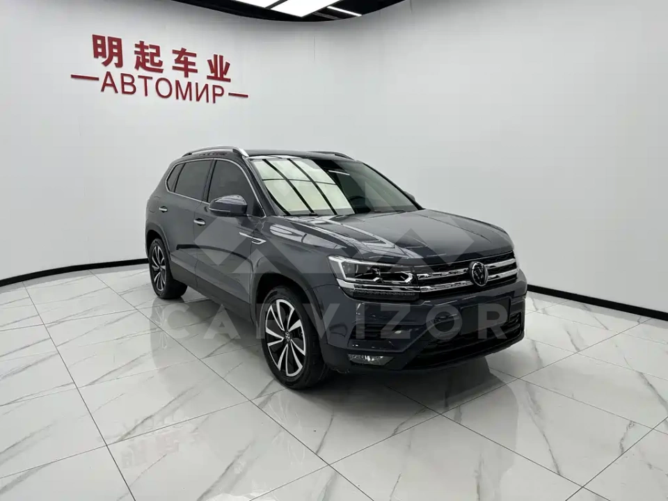 Volkswagen Tharu