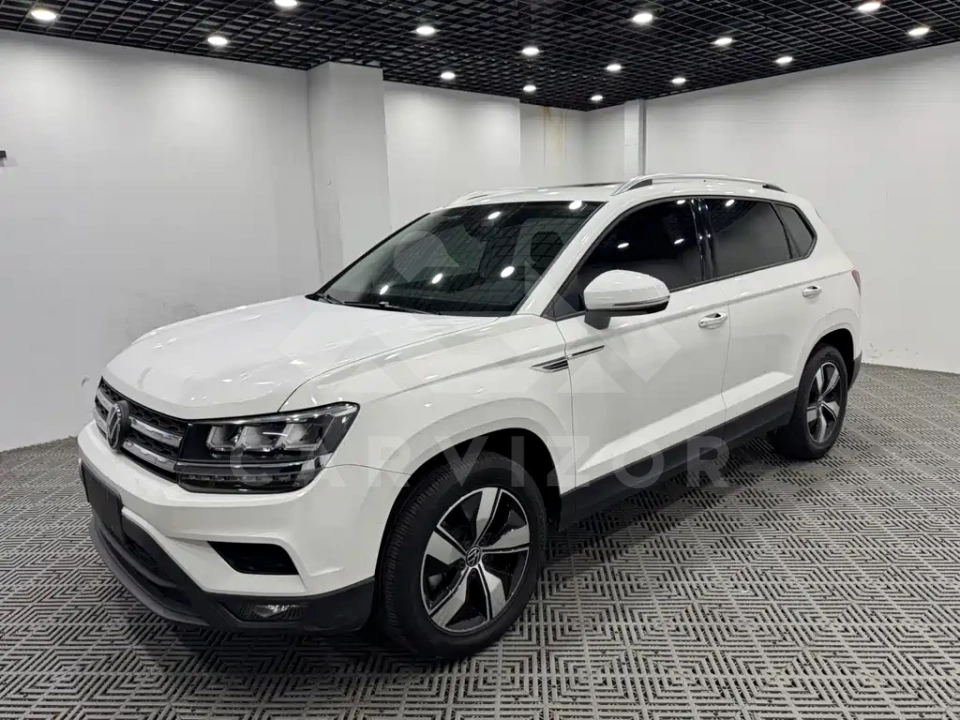Volkswagen Tharu