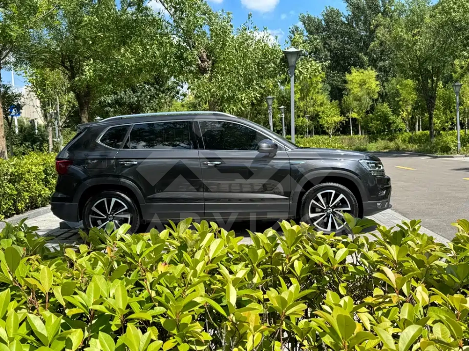 Volkswagen Tharu
