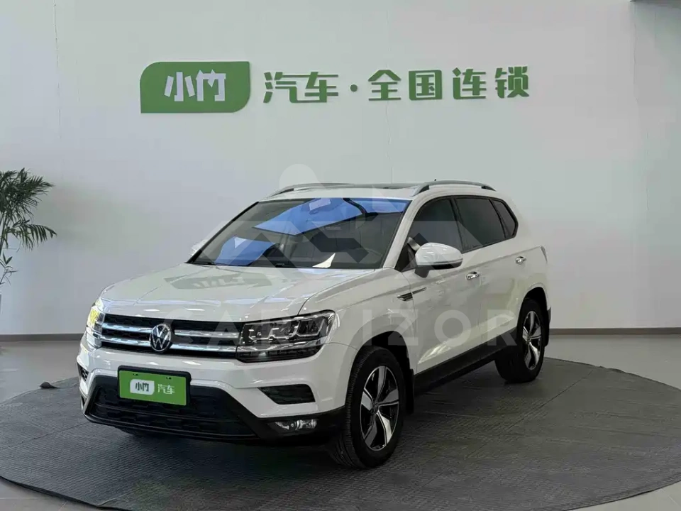 Volkswagen Tharu