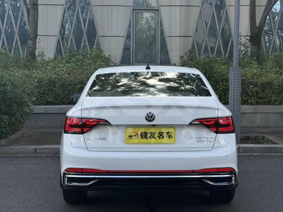 Volkswagen Sagitar