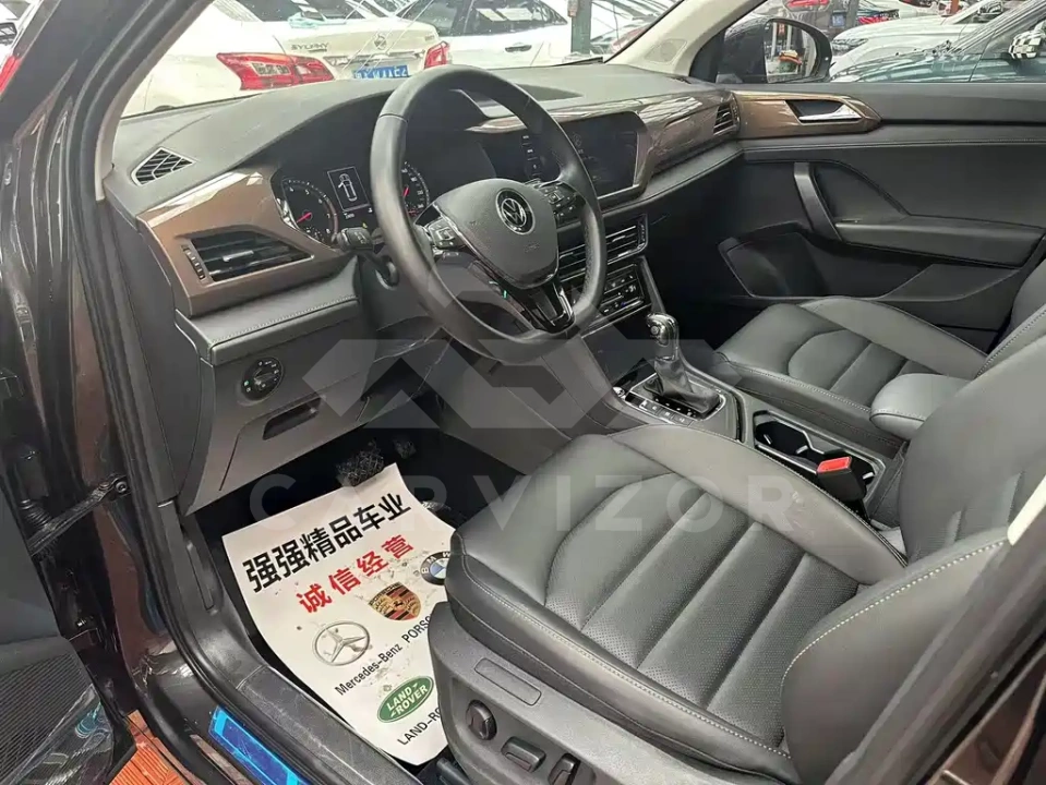 Volkswagen Tharu