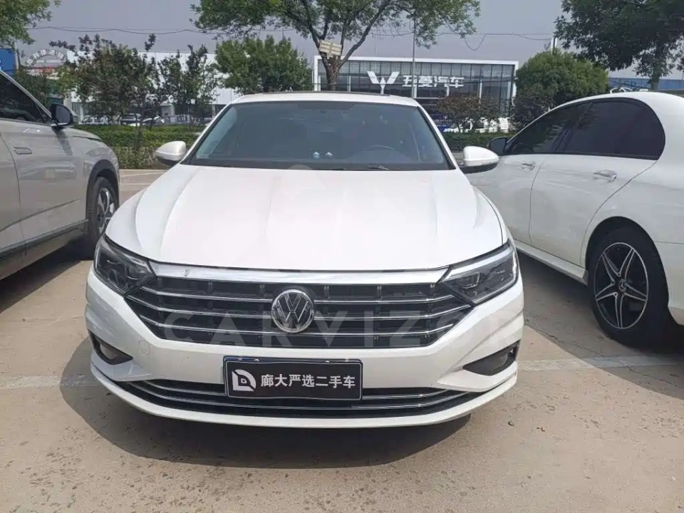 Volkswagen Sagitar
