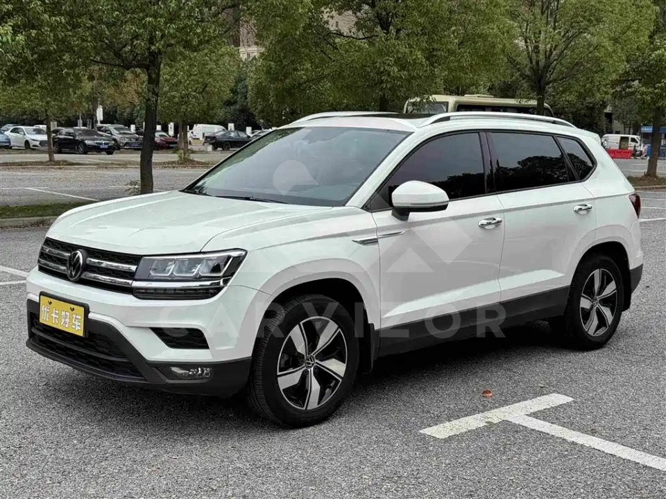 Volkswagen Tharu
