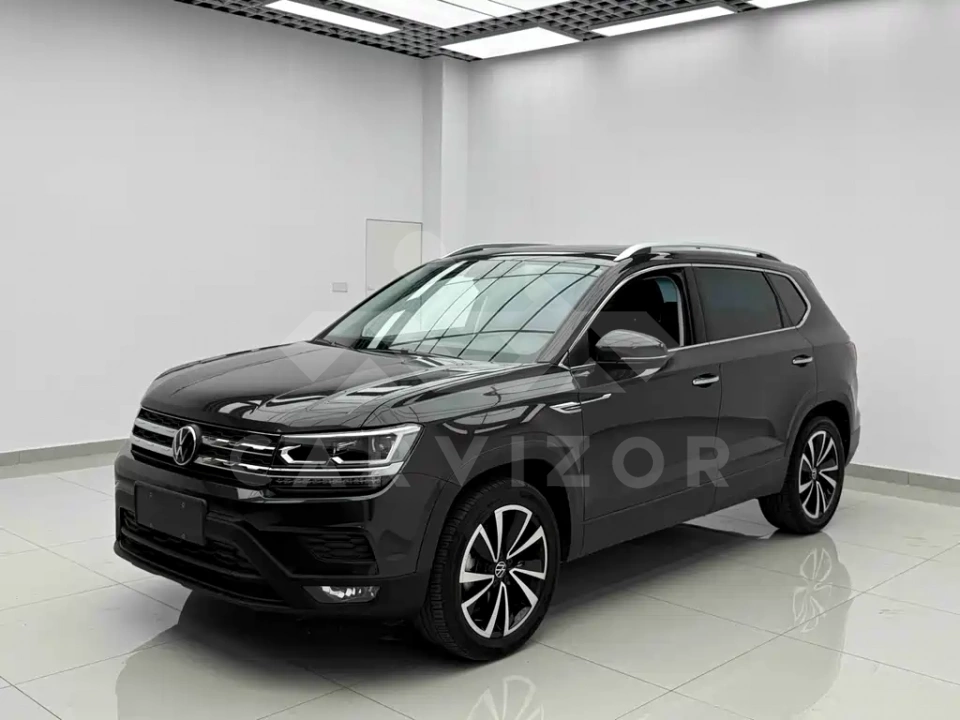 Volkswagen Tharu