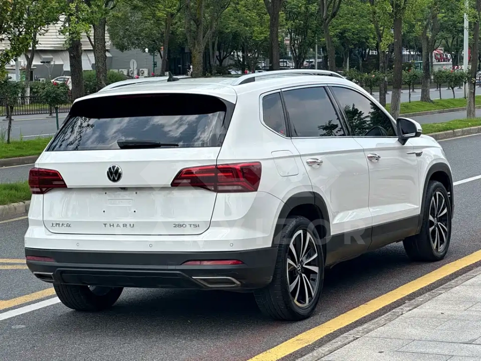 Volkswagen Tharu
