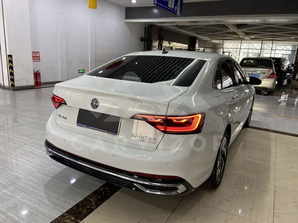 Volkswagen Sagitar