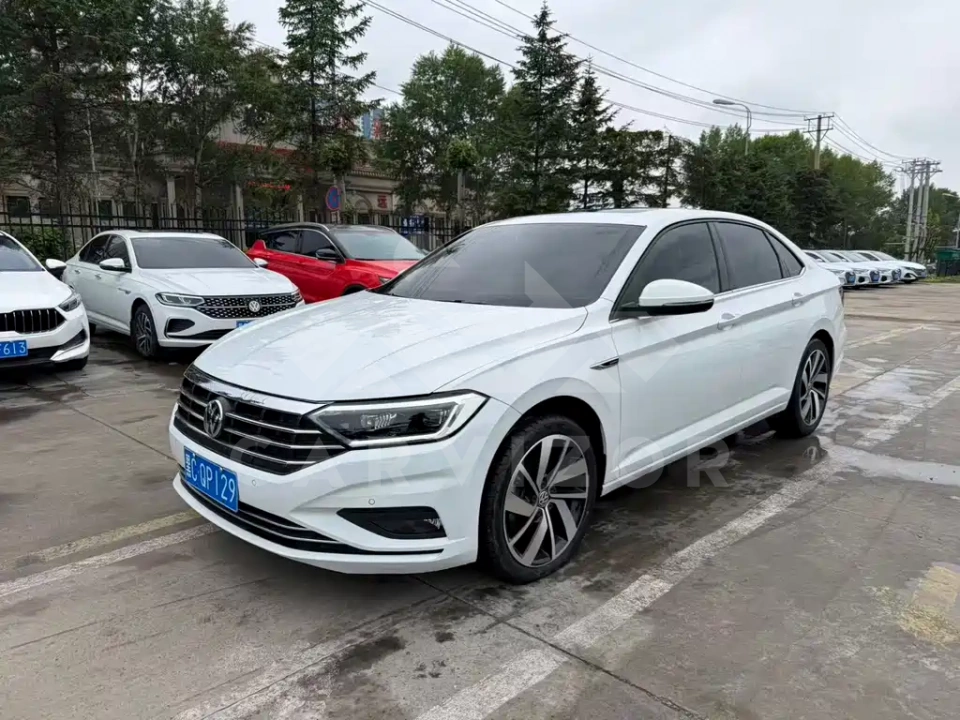 Volkswagen Sagitar