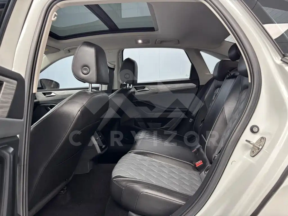 Volkswagen Sagitar