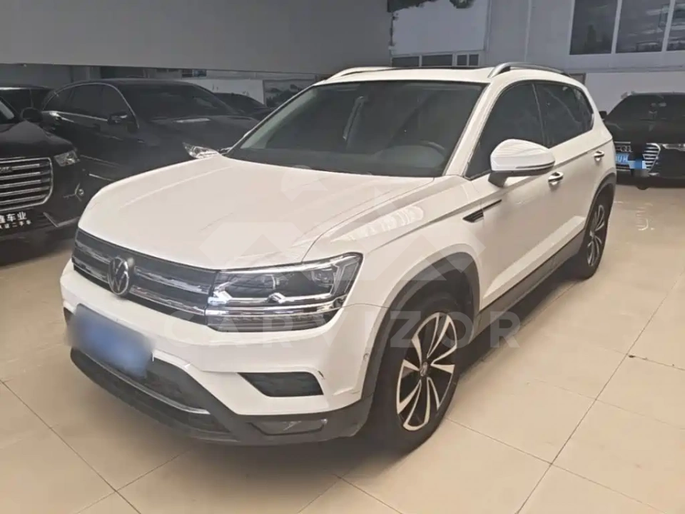 Volkswagen Tharu