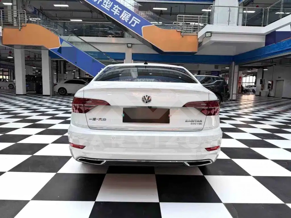 Volkswagen Sagitar