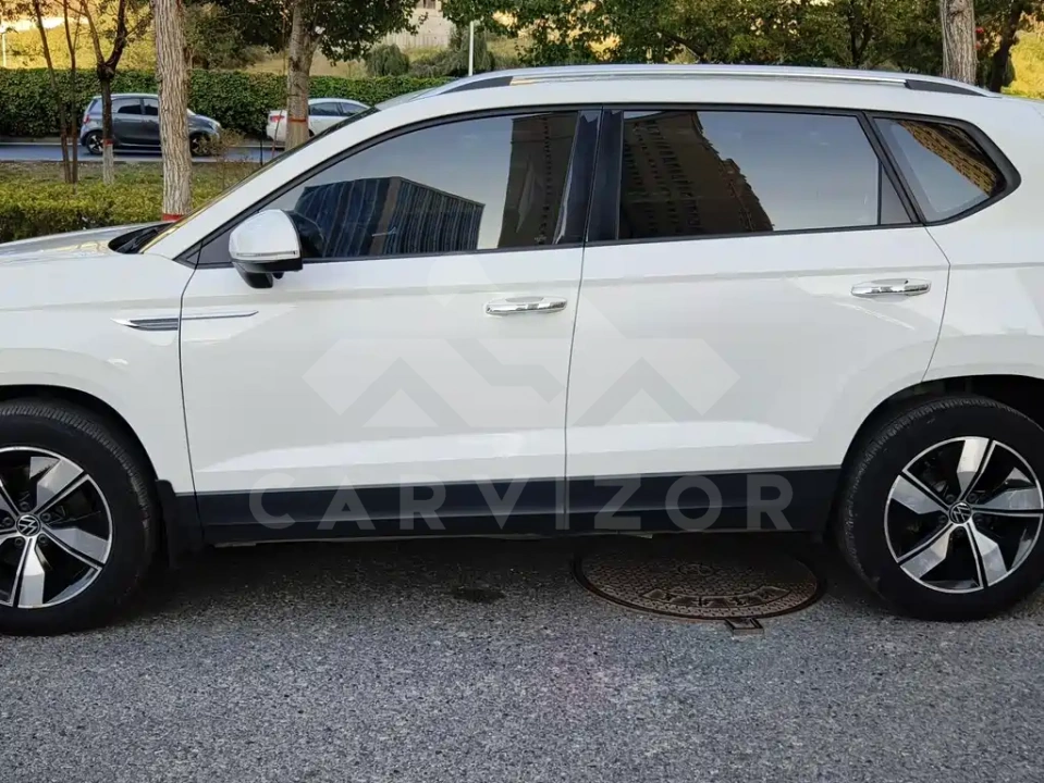 Volkswagen Tharu