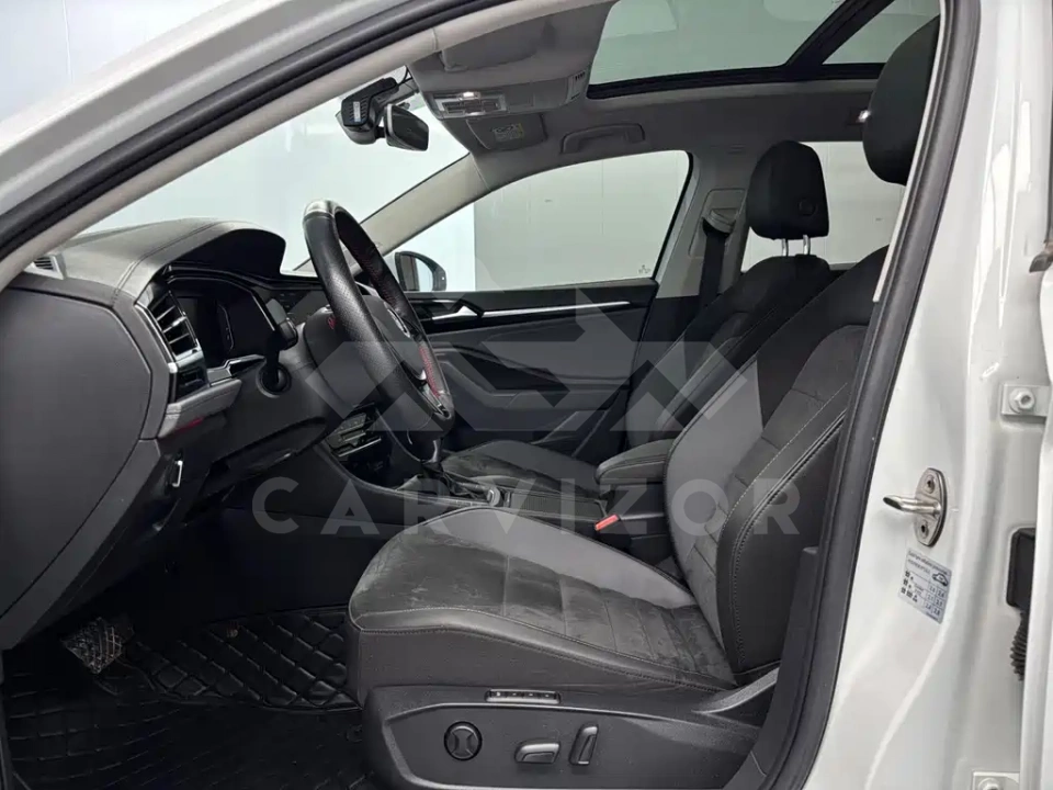Volkswagen Sagitar