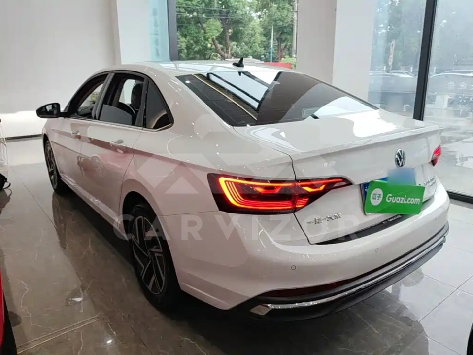 Volkswagen Sagitar