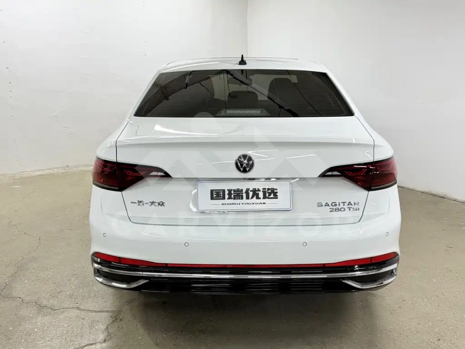 Volkswagen Sagitar