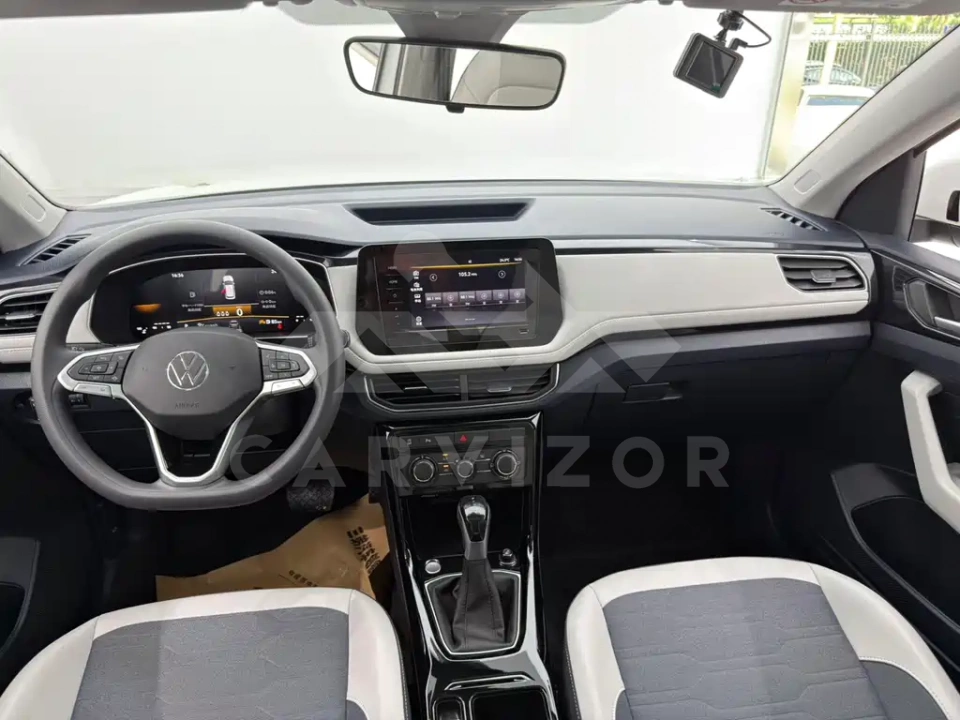 Volkswagen Tharu