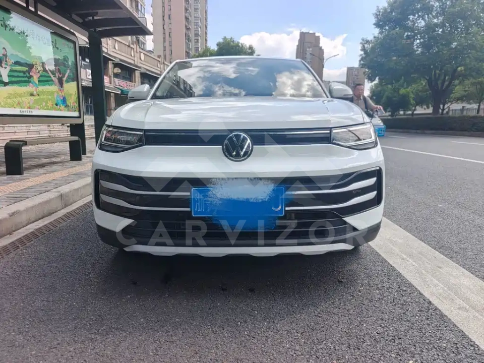 Volkswagen Tharu