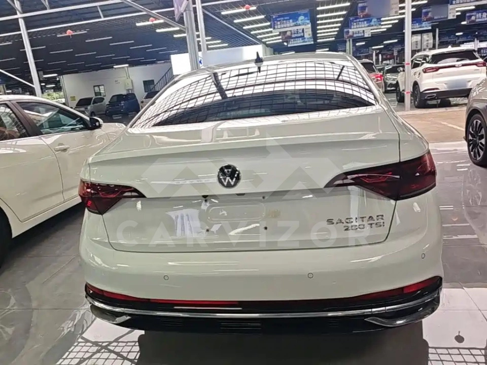 Volkswagen Sagitar