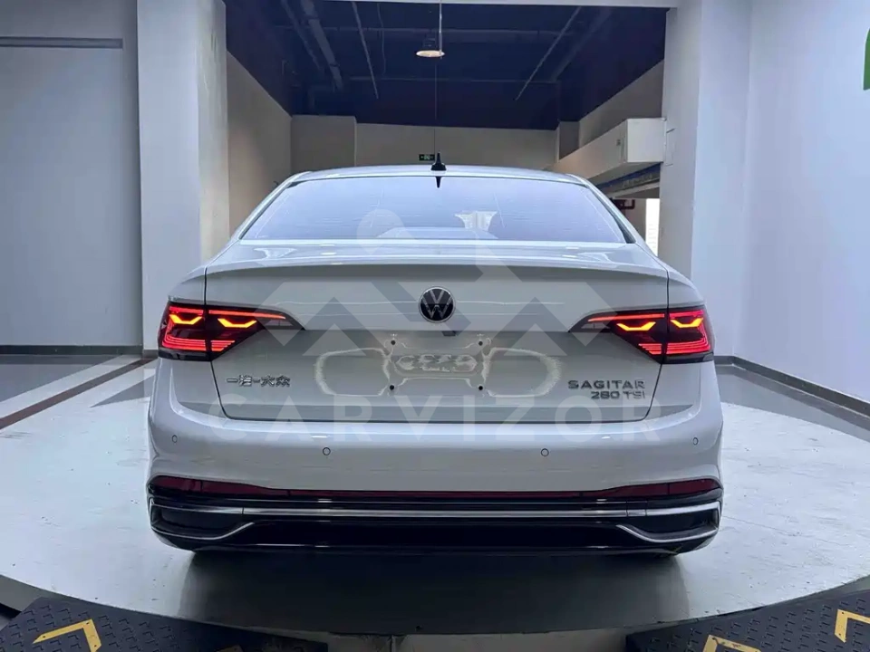 Volkswagen Sagitar
