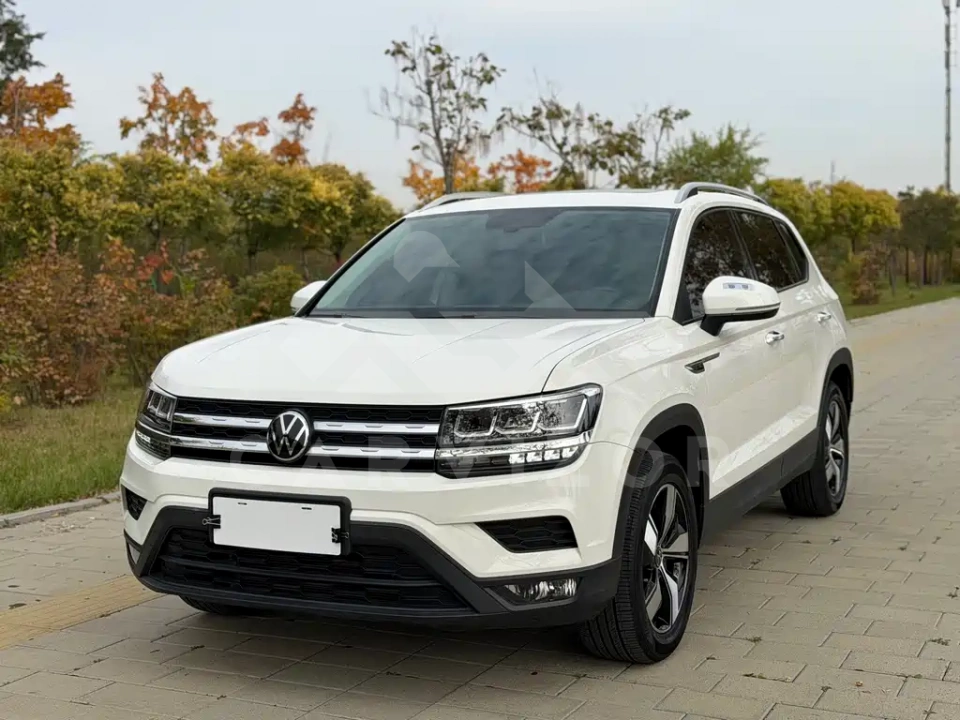 Volkswagen Tharu