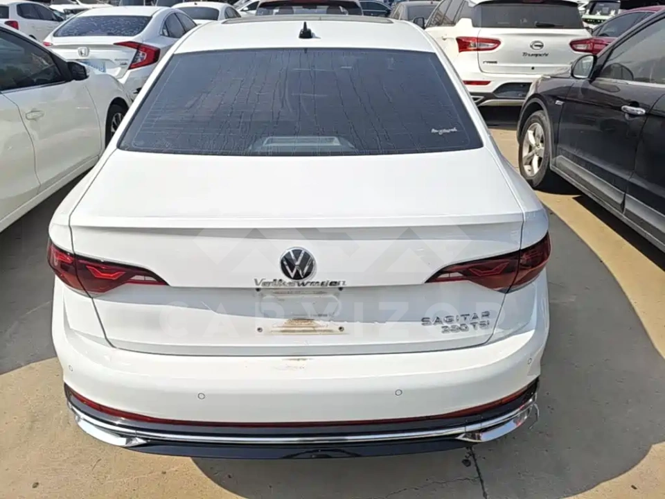Volkswagen Sagitar