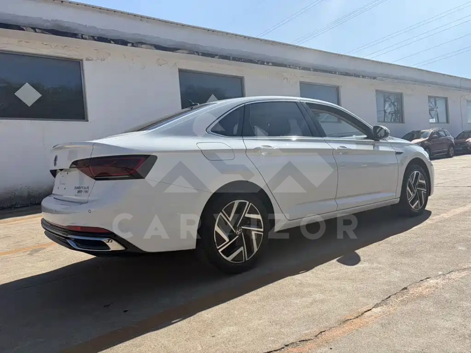 Volkswagen Sagitar