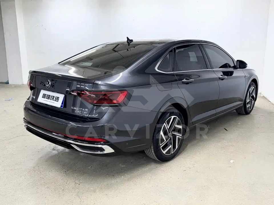Volkswagen Sagitar