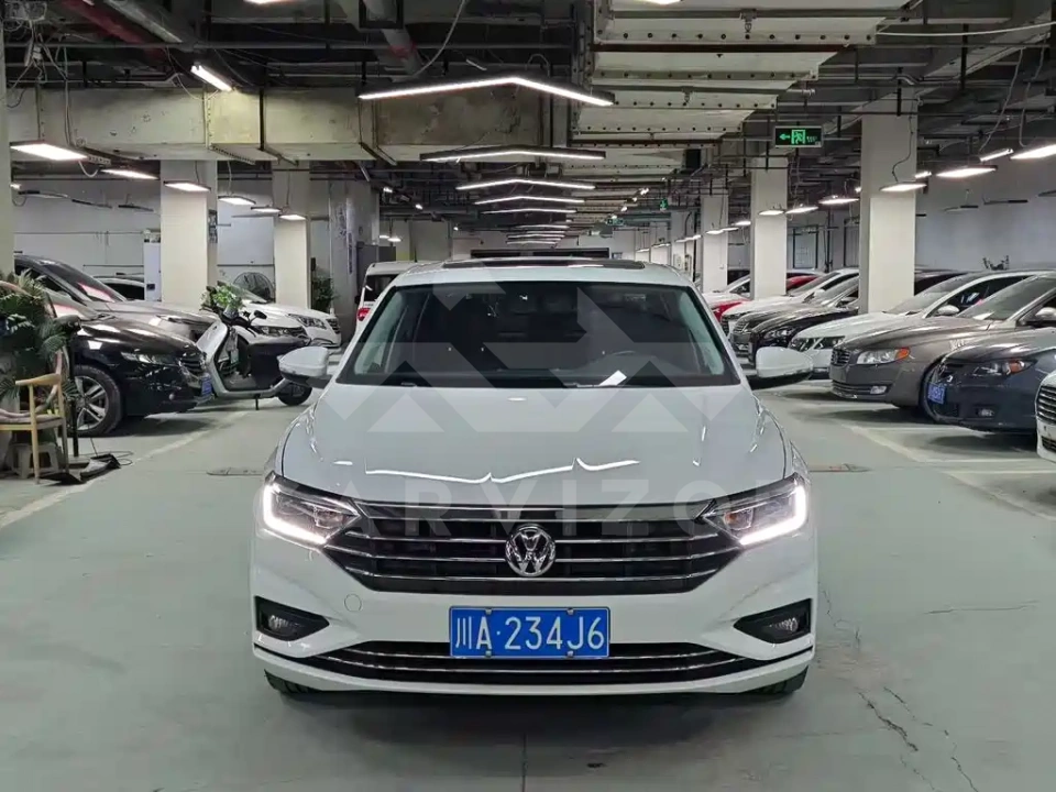 Volkswagen Sagitar