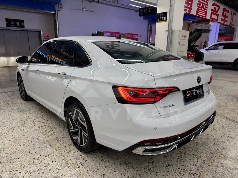Volkswagen Sagitar