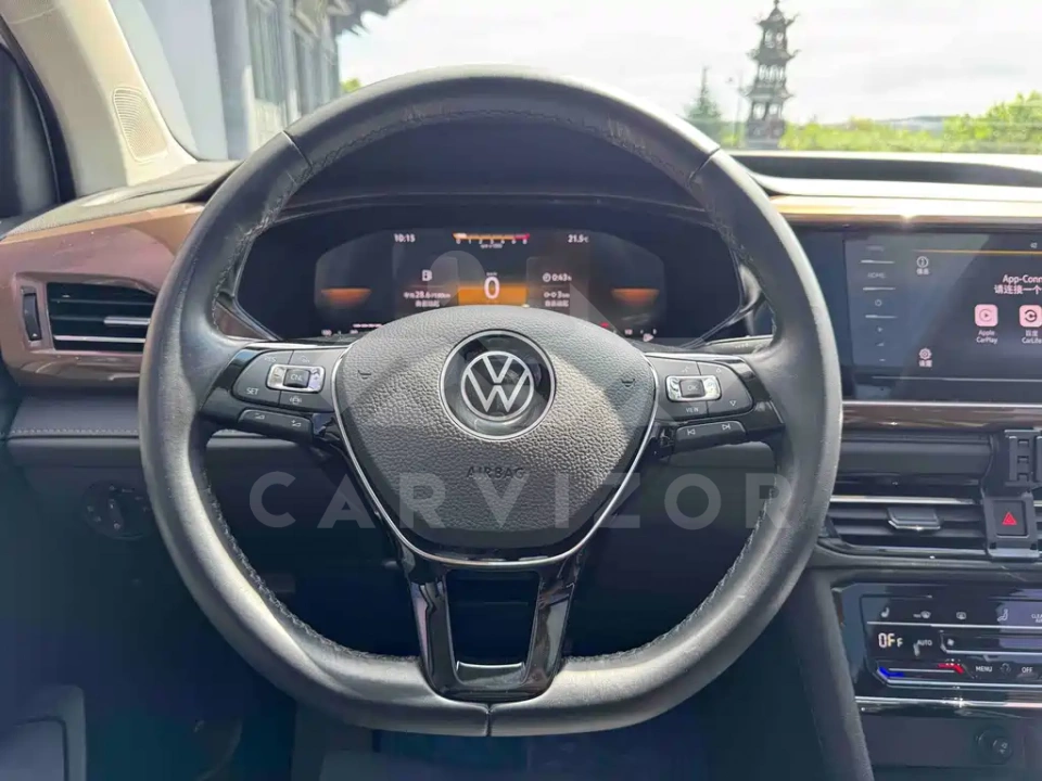 Volkswagen Tharu