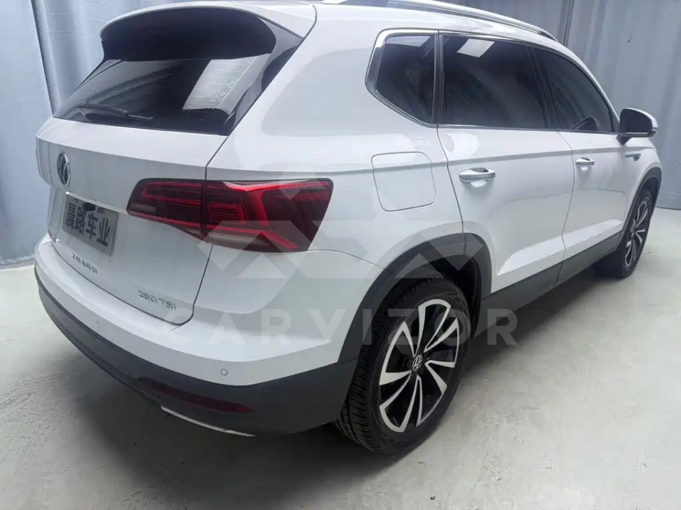 Volkswagen Tharu
