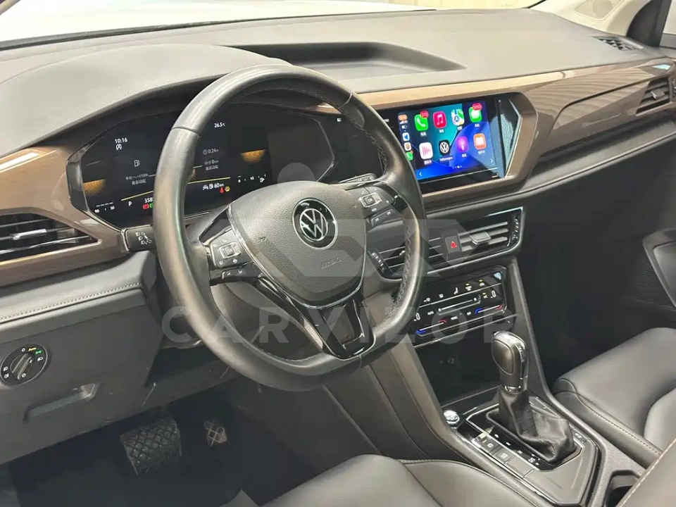Volkswagen Tharu