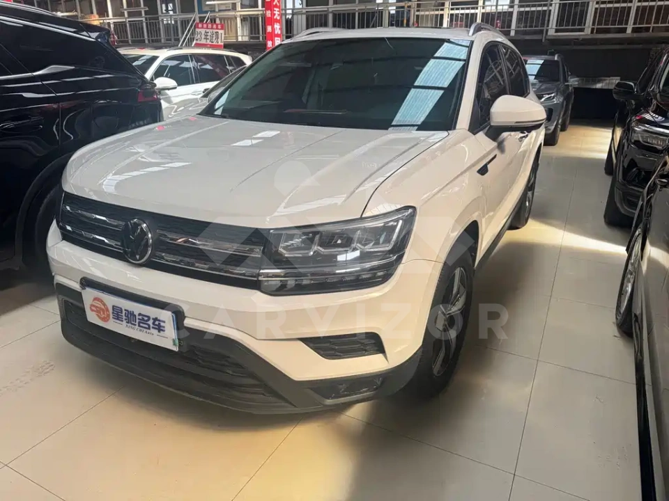 Volkswagen Tharu