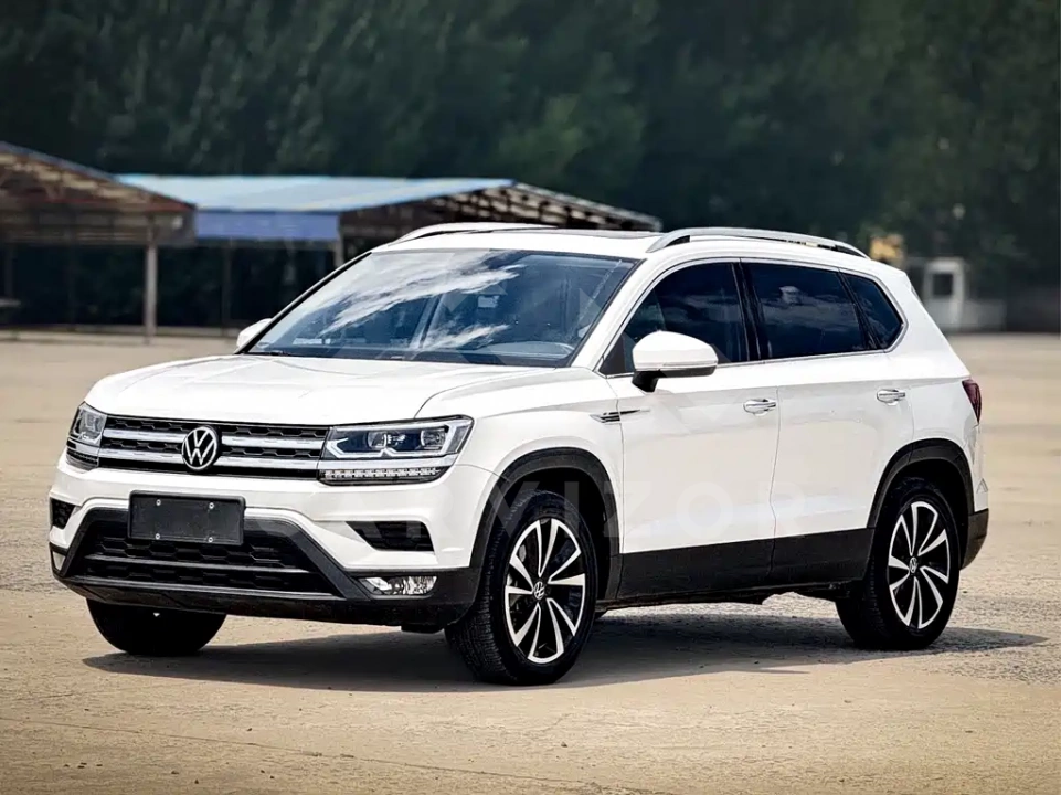 Volkswagen Tharu