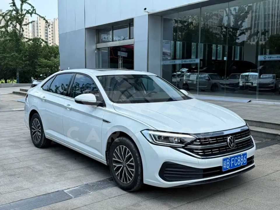 Volkswagen Sagitar