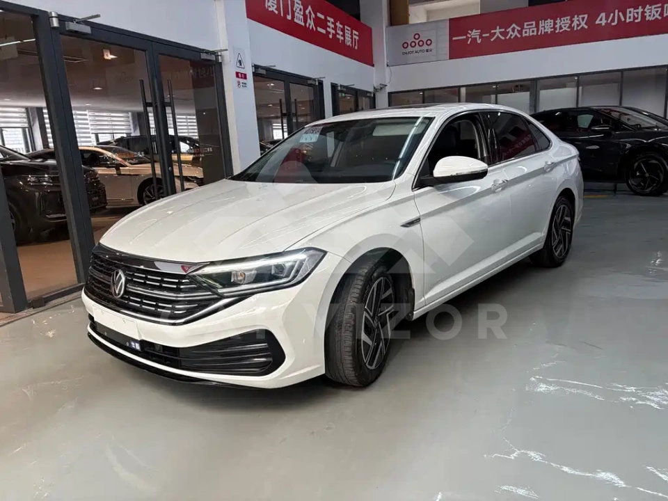 Volkswagen Sagitar