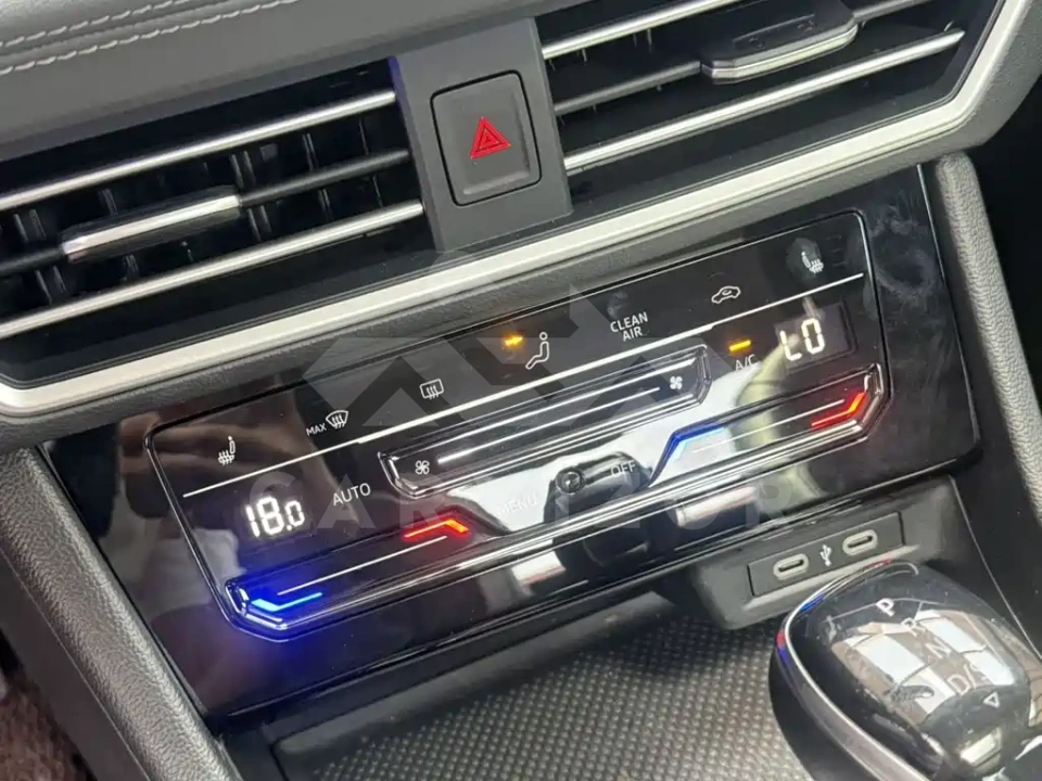 Volkswagen Sagitar