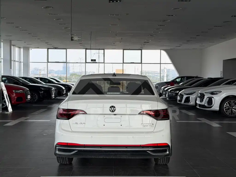 Volkswagen Sagitar